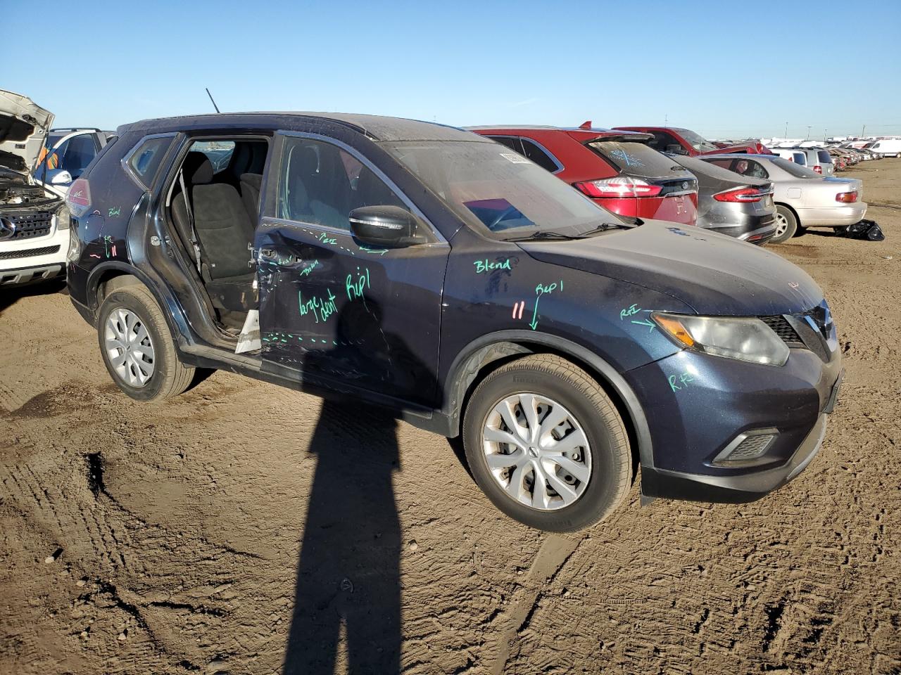 2016 Nissan Rogue VIN 5N1AT2MV1GC749195 Copart auction photo, side damage thumbnail 4