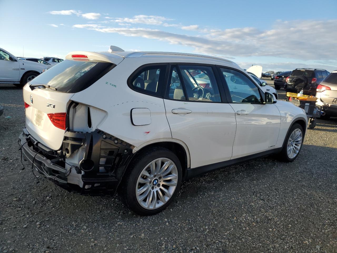 2013 BMW X1 VIN WBAVM1C58DVW44021 Copart auction photo, rear end damage thumbnail 3