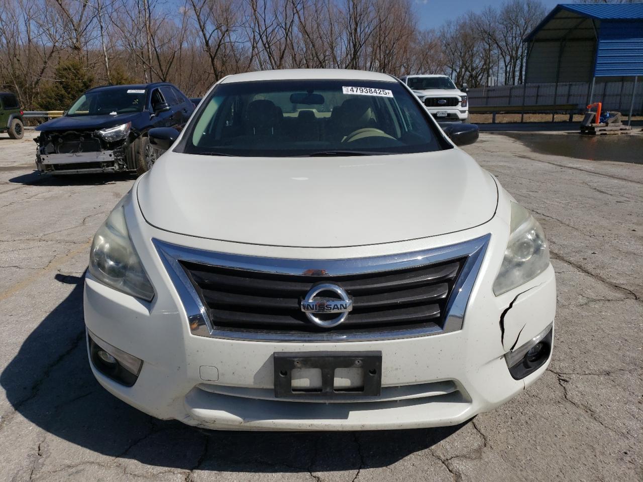 2015 Nissan Altima VIN 1N4AL3AP8FC438285 Copart auction photo, rear end / hail damage thumbnail 5