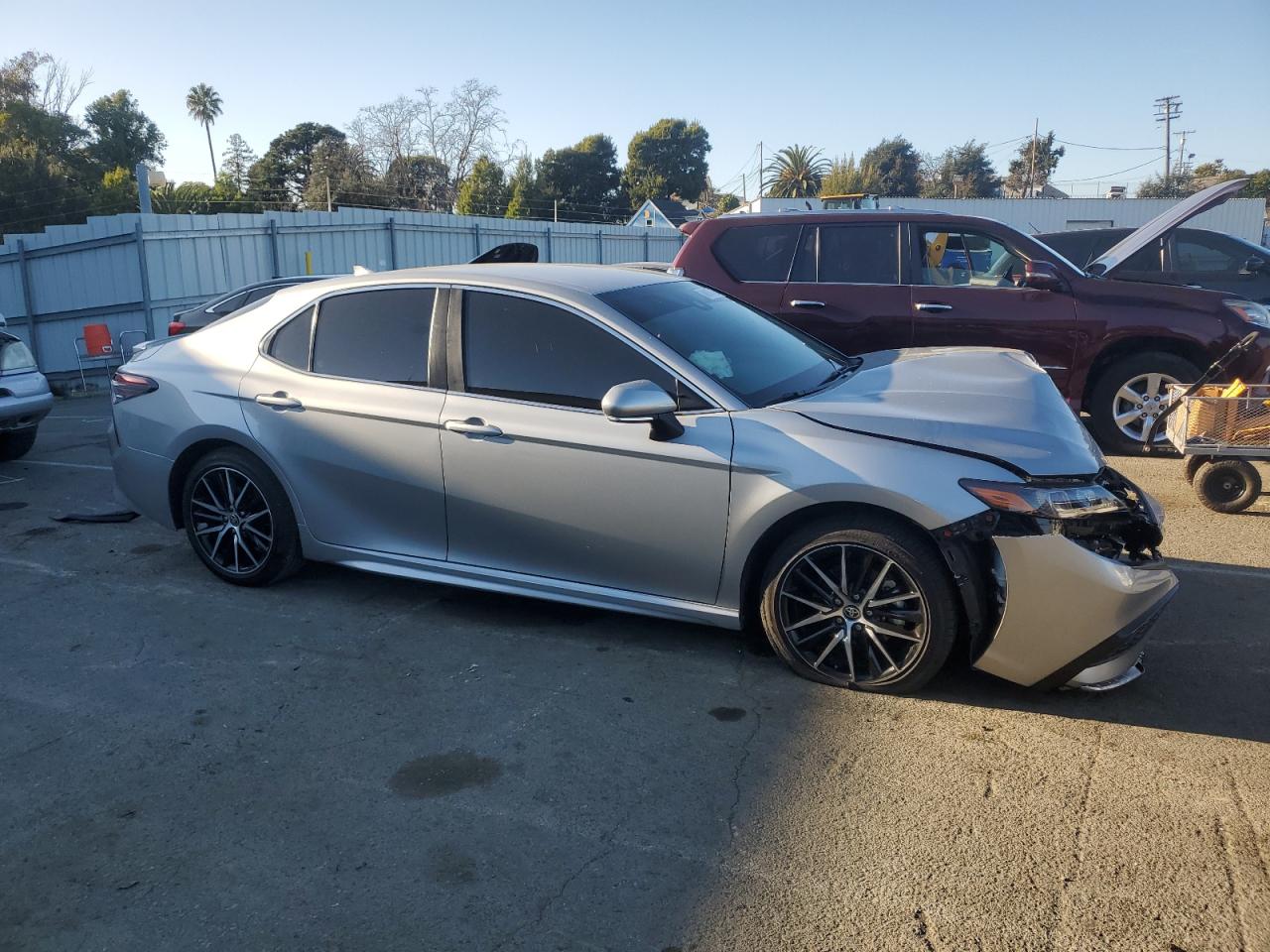 2024 Toyota Camry VIN 4T1G11AK8RU250122 Copart auction photo, front end damage thumbnail 4