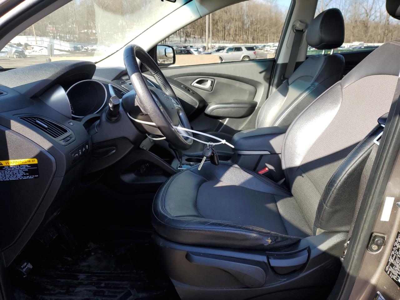 2012 Hyundai Tucson VIN KM8JUCAC4CU491037 Copart auction photo, front end / minor dent/scratches damage thumbnail 7