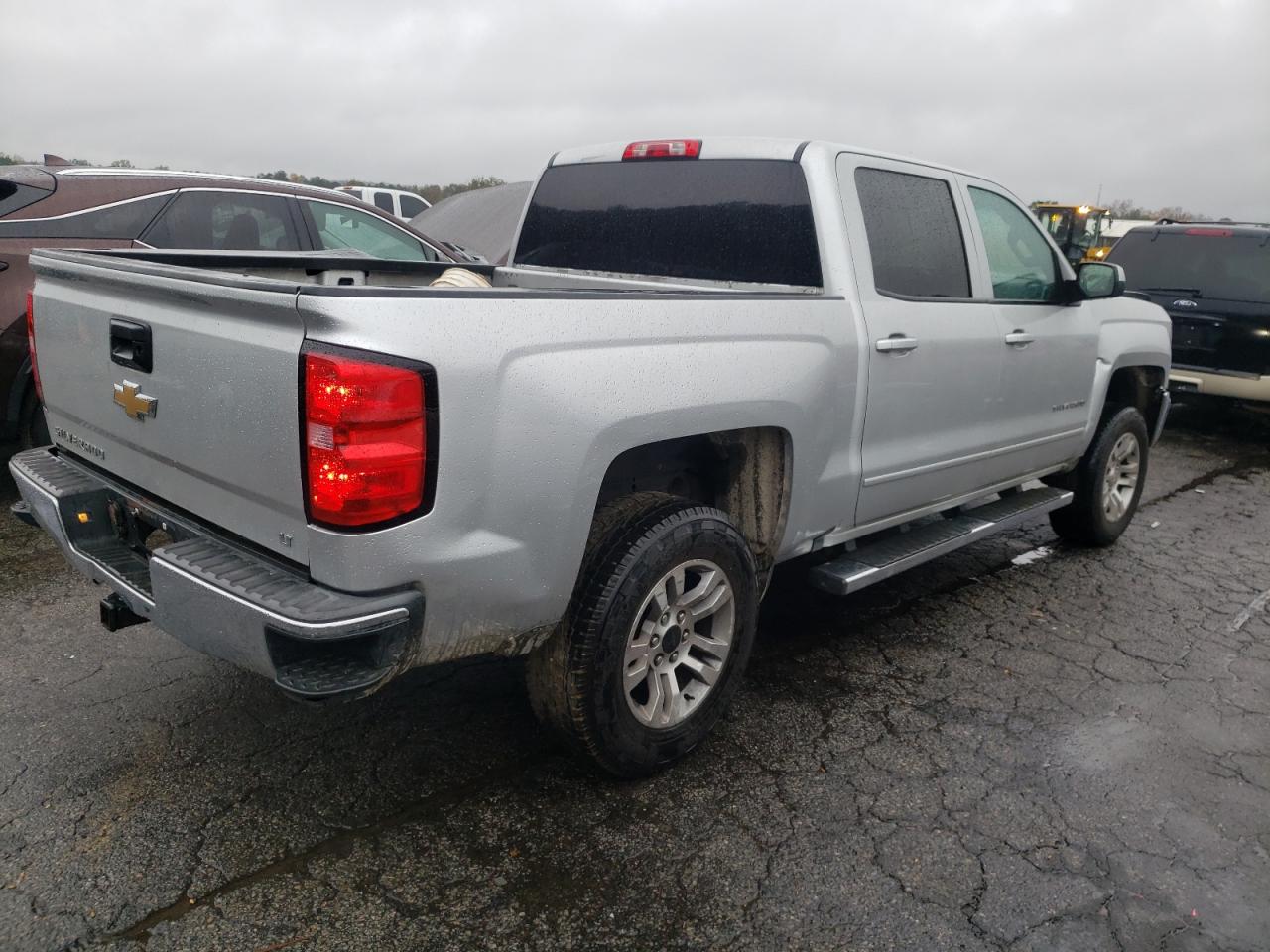 2017 Chevrolet Silverado VIN 3GCPCRECXHG357447 Copart auction photo, front end / rear end damage thumbnail 3