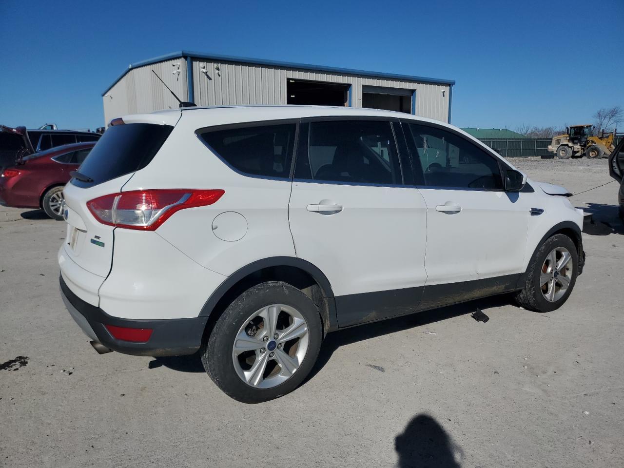 2015 Ford Escape VIN 1FMCU0GX3FUC32402 Copart auction photo, front end damage thumbnail 3