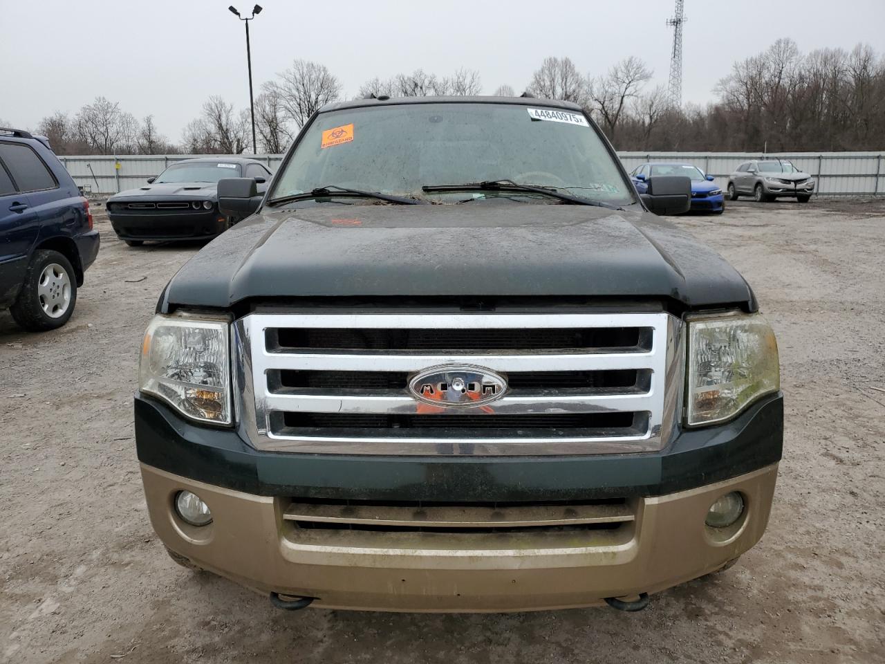 2013 Ford Expedition VIN 1FMJK1J52DEF00454 Copart auction photo, side / minor dent/scratches damage thumbnail 5
