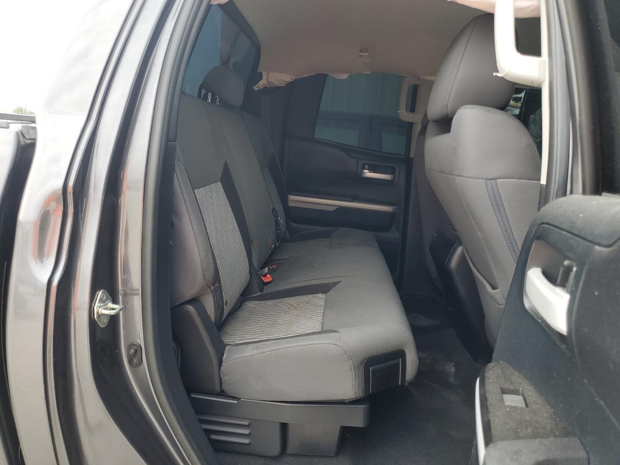 2017 Toyota Tundra VIN 5TFUW5F12HX584997 Copart auction photo, front end damage thumbnail 10