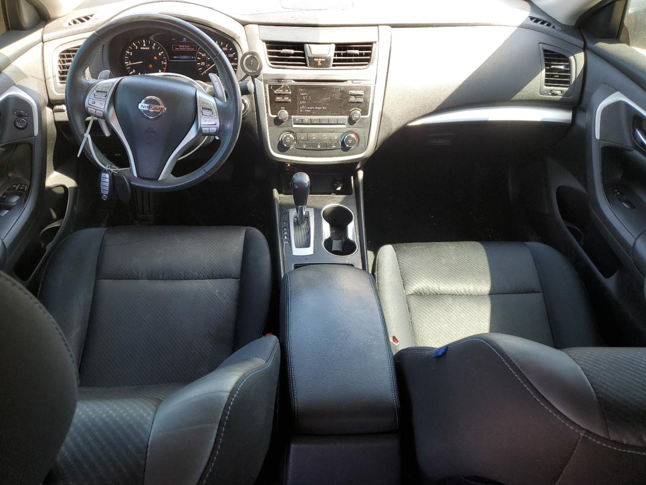 2017 Nissan Altima VIN 1N4AL3AP0HN337717 Copart auction photo, rear end / minor dent/scratches damage thumbnail 8
