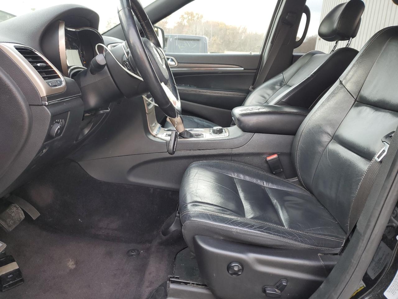 2017 Jeep Grand Cherokee VIN 1C4RJFBG6HC939665 Copart auction photo, front end damage thumbnail 7