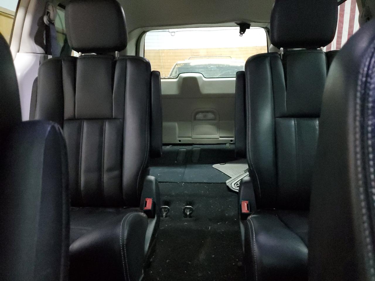 2012 Chrysler Town & Country VIN 2C4RC1BG5CR261066 Copart auction photo, front end / minor dent/scratches damage thumbnail 10