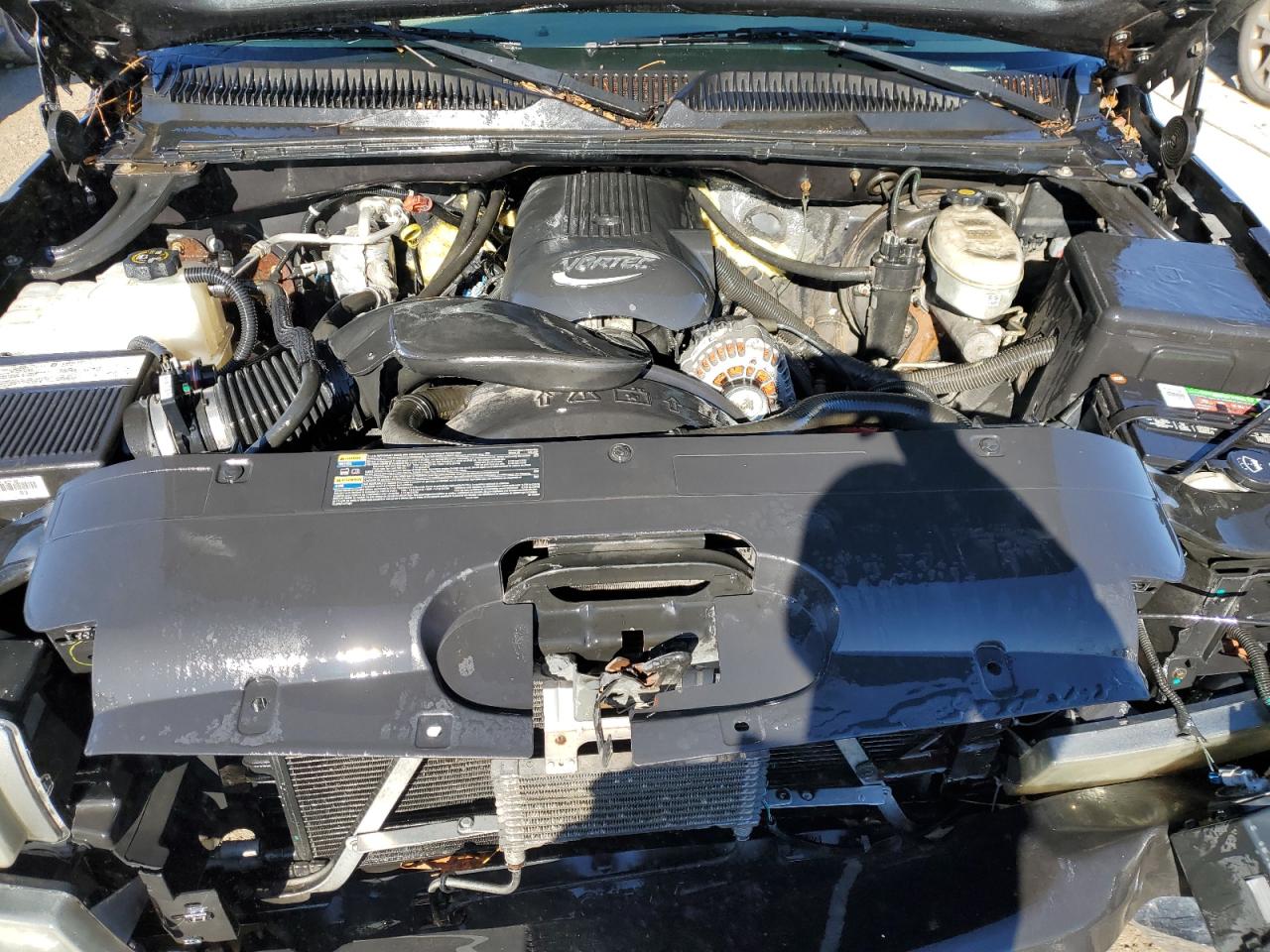 2004 Chevrolet Silverado VIN 2GCEC19V341117096 Copart auction photo, front end damage thumbnail 11