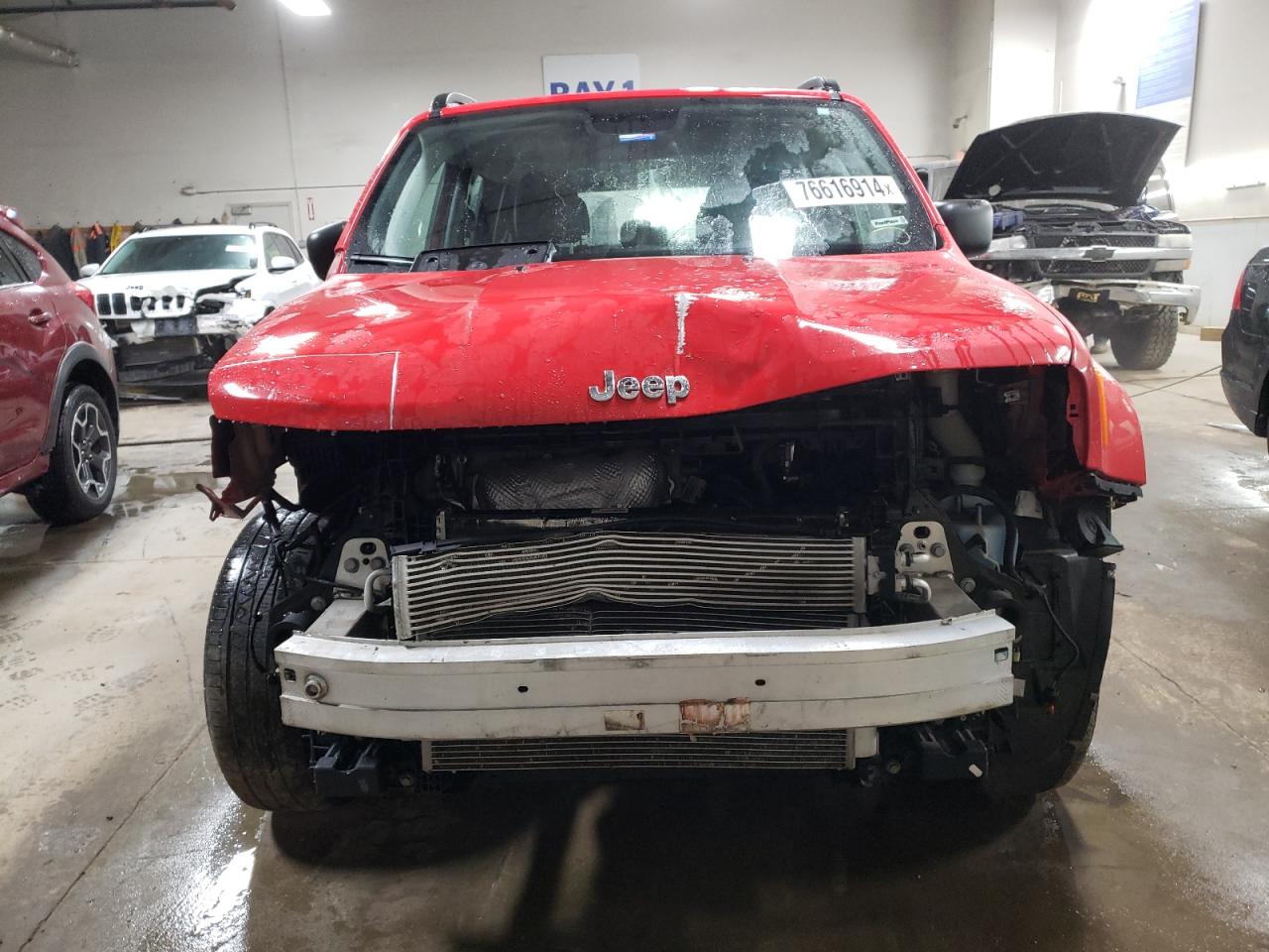 2020 Jeep Renegade VIN ZACNJBAB0LPL25483 Copart auction photo, front end damage thumbnail 5