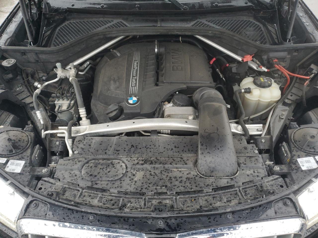 2018 BMW X5 VIN 5UXKR0C51J0X85456 Copart auction photo, minor dent/scratches damage thumbnail 12