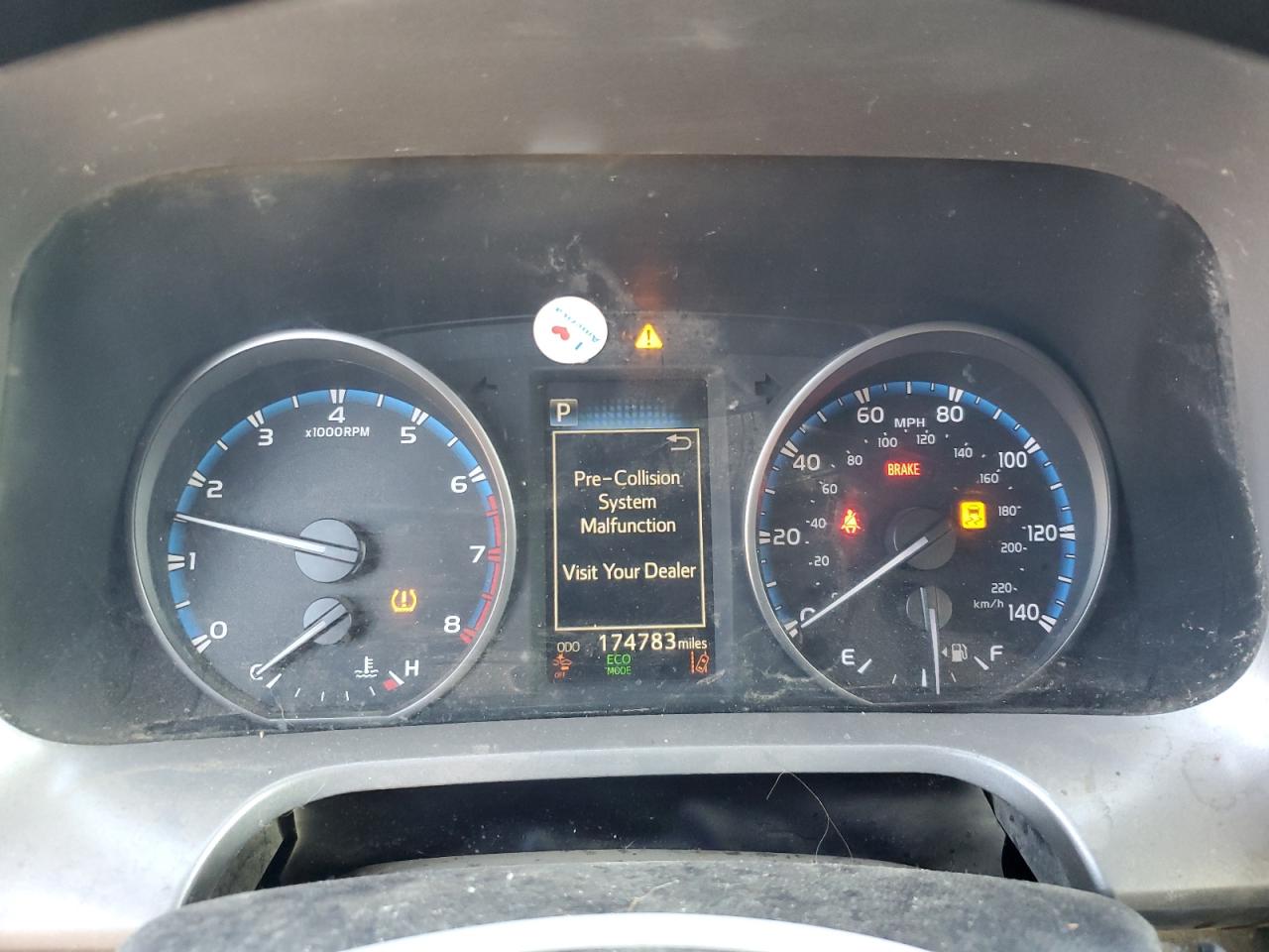 2018 Toyota RAV 4 VIN 2T3BFREV8JW778219 Copart auction photo, front end / rear end damage thumbnail 9