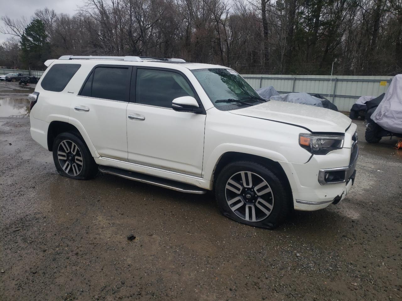 2017 Toyota 4Runner VIN JTEBU5JR4H5480478 Copart auction photo, front end damage thumbnail 4