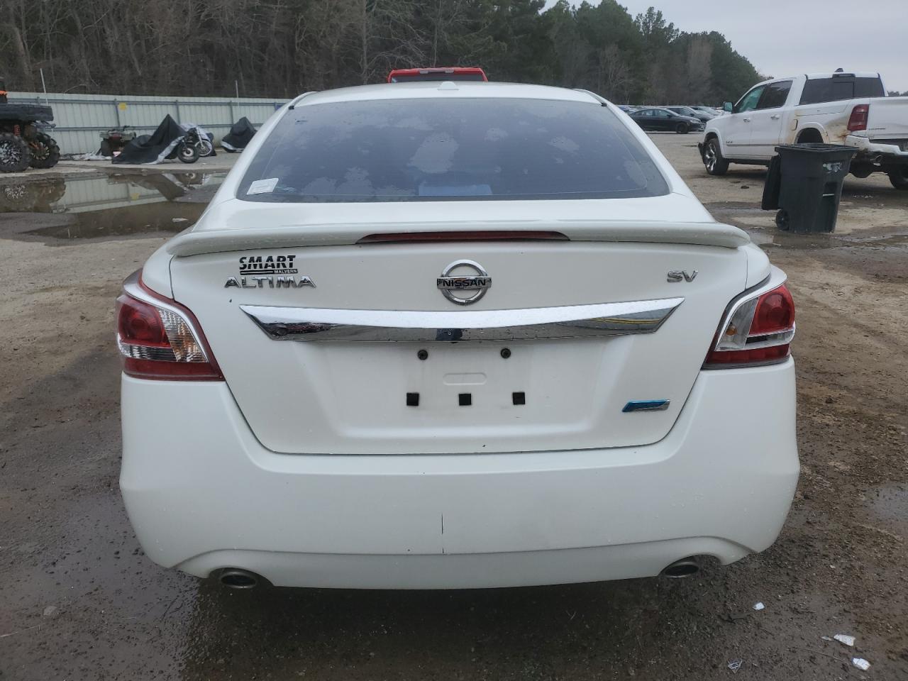 2013 Nissan Altima VIN 1N4AL3AP2DC199605 Copart auction photo, front end / minor dent/scratches damage thumbnail 6