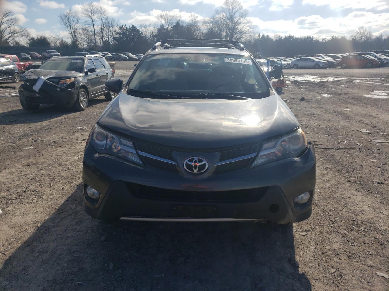 2015 Toyota RAV 4 VIN JTMRFREV3FD100240 Copart auction photo, side / front end damage thumbnail 5