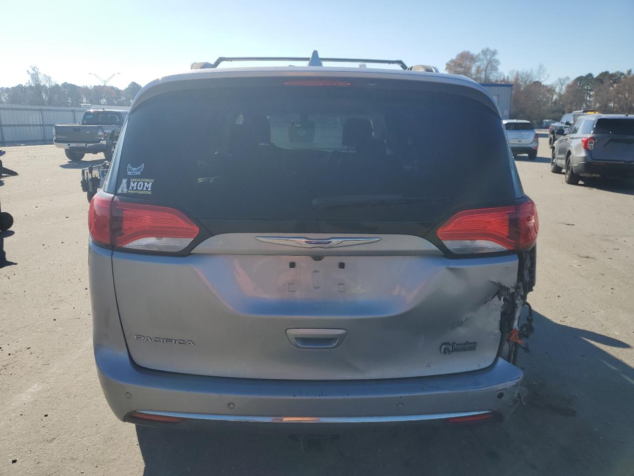 2018 Chrysler Pacifica VIN 2C4RC1BG9JR246874 Copart auction photo, rear end damage thumbnail 6