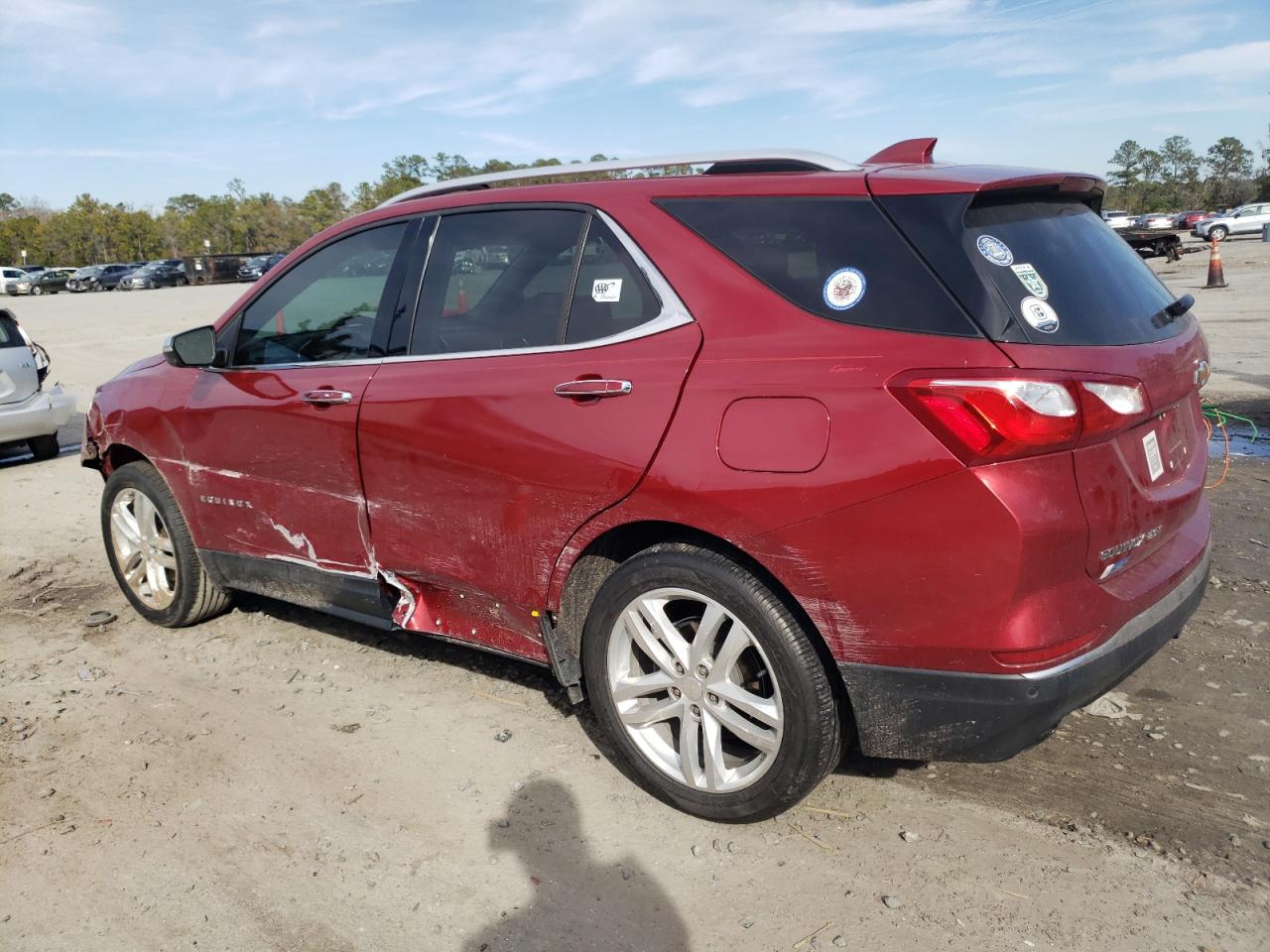 2020 Chevrolet Equinox VIN 3GNAXPEX7LS517153 Copart auction photo, side / front end damage thumbnail 2