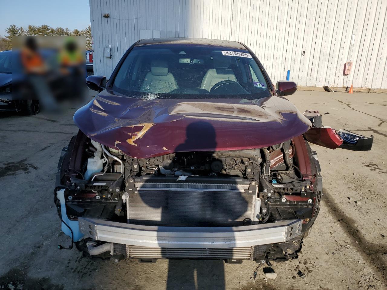 2017 Honda CR-V VIN 2HKRW2H8XHH659231 Copart auction photo, front end damage thumbnail 5