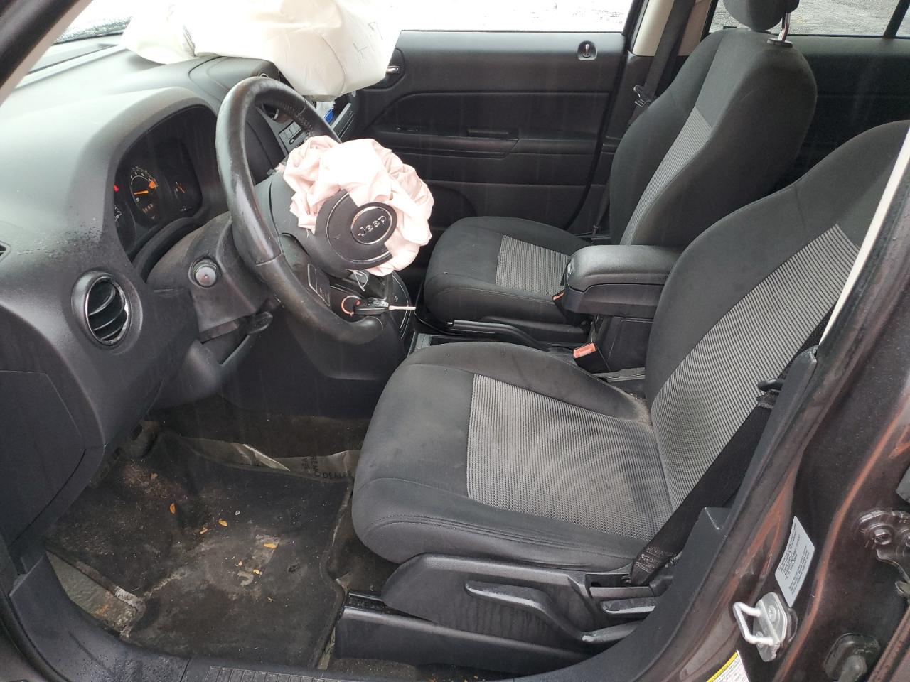2015 Jeep Liberty (Patriot) VIN 1C4NJPFB8FD400376 Copart auction photo, front end damage thumbnail 7