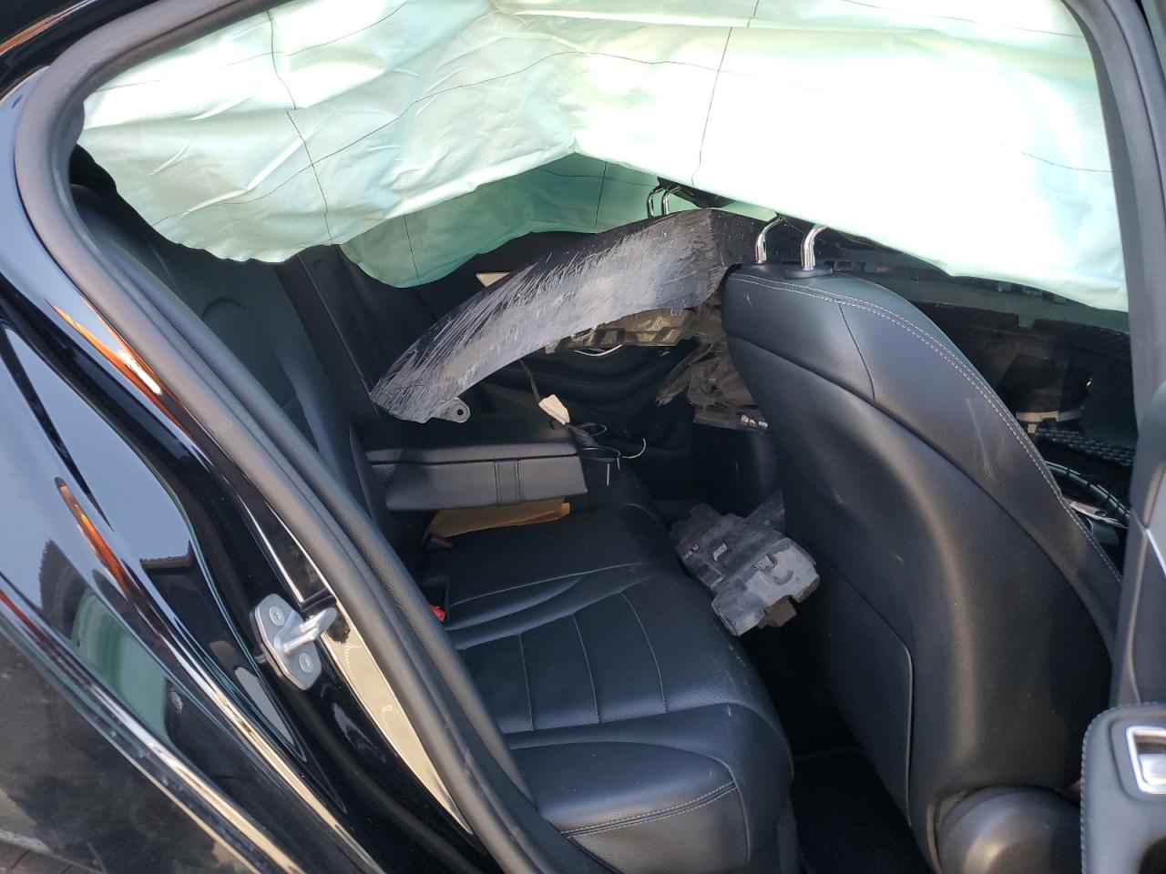 2018 Mercedes-Benz C-klasse VIN 55SWF4JB8JU241015 Copart auction photo, front end damage thumbnail 10