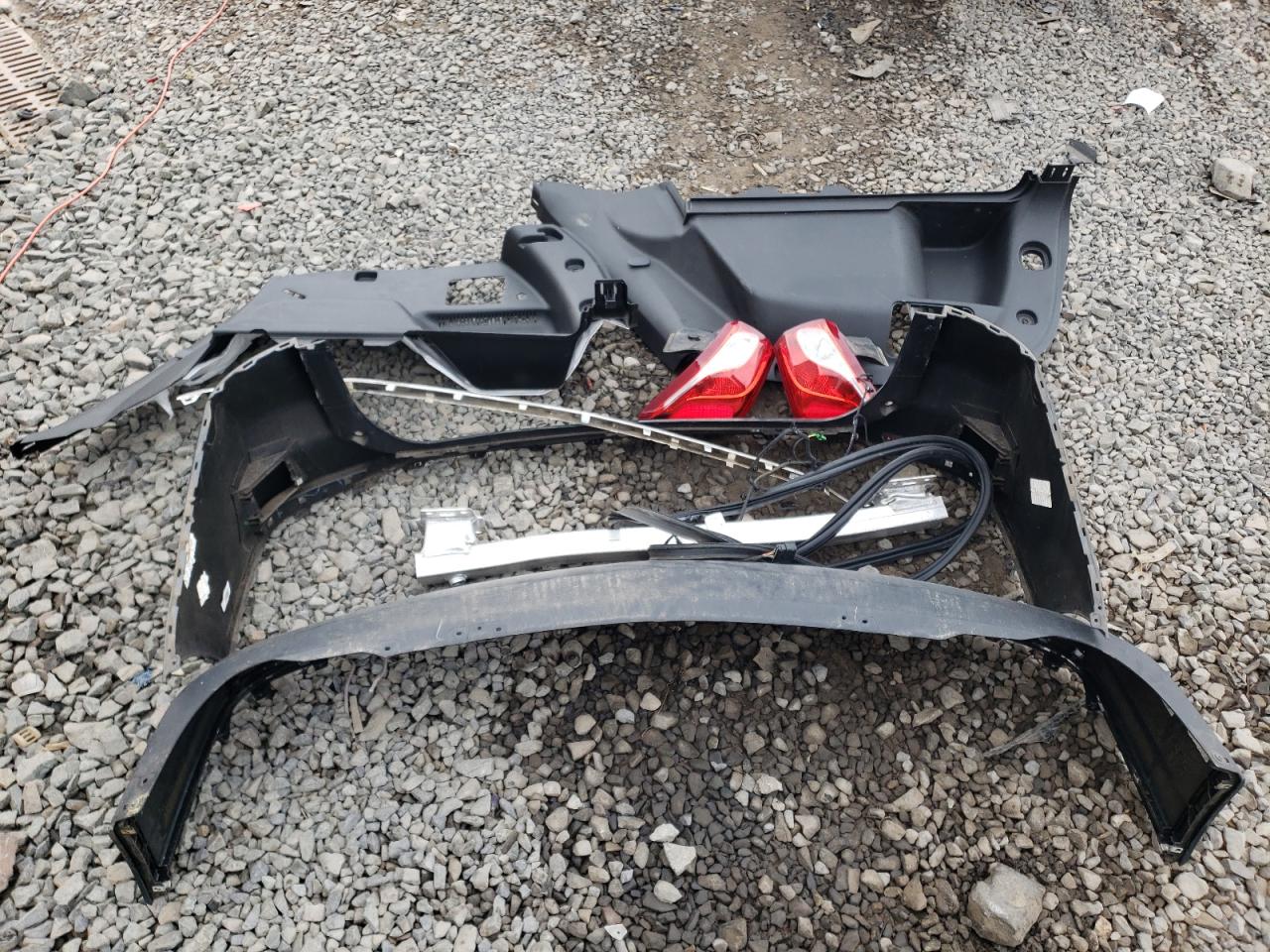 2019 Chevrolet Equinox VIN 2GNAXKEV8K6189336 Copart auction photo, rear end damage thumbnail 13
