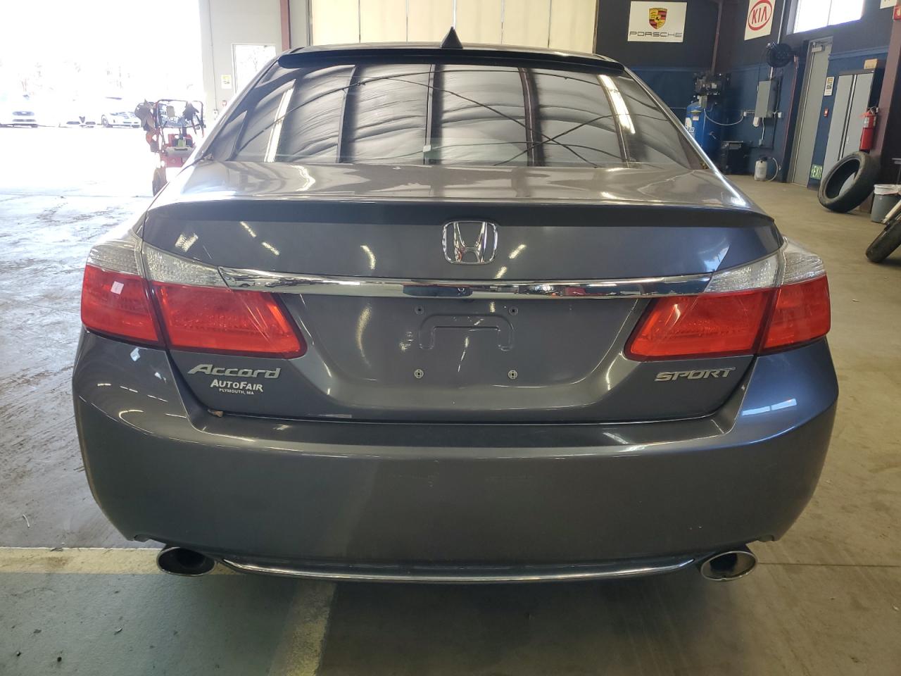 2013 Honda Accord VIN 1HGCR2F52DA017000 Copart auction photo, minor dent/scratches damage thumbnail 6