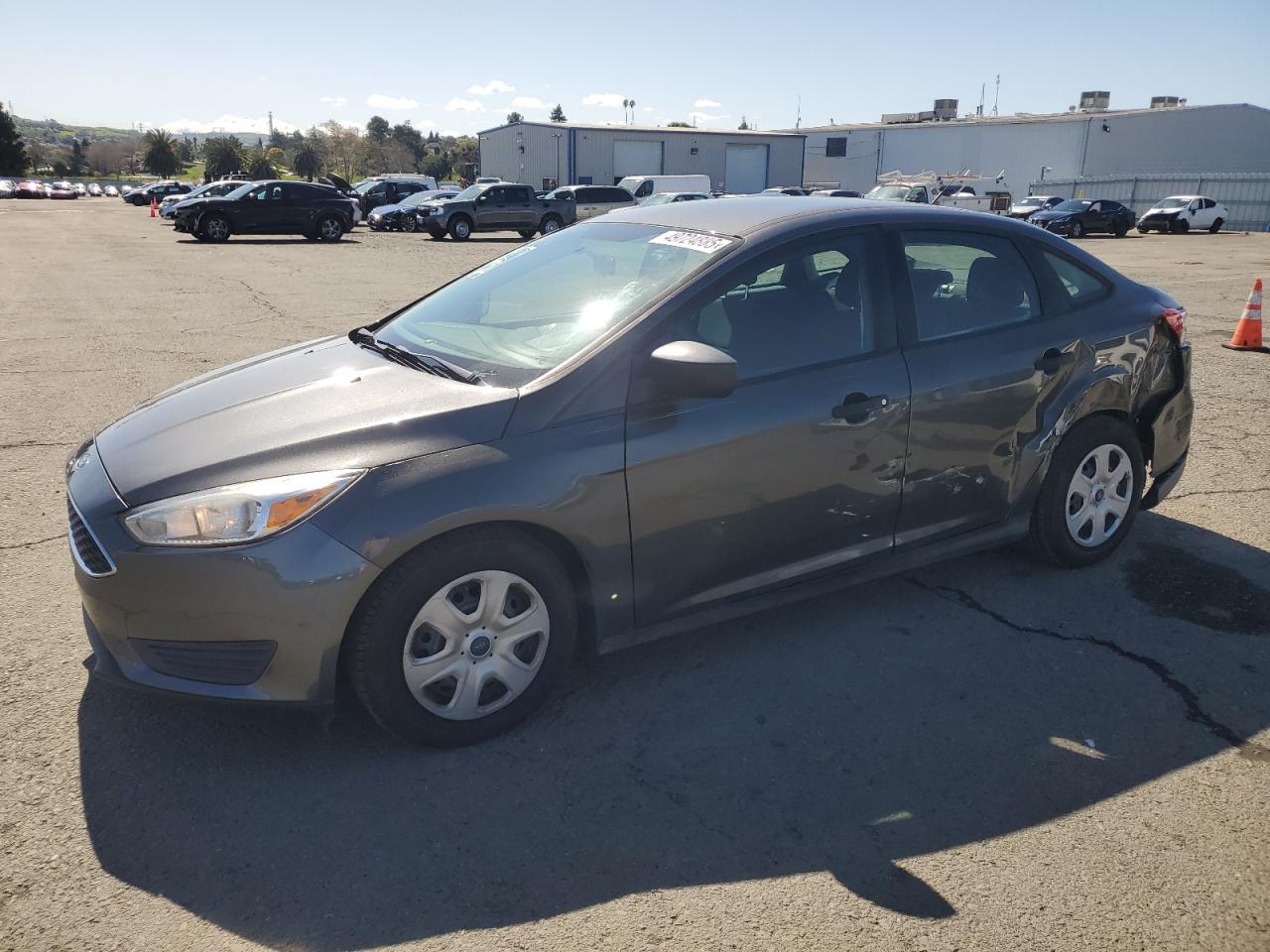 2016 Ford Focus VIN 1FADP3E23GL209109 - Copart auction photo