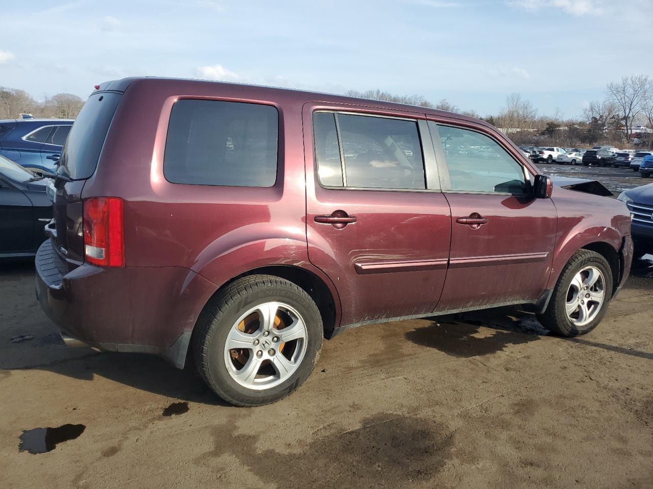 2014 Honda Pilot VIN 5FNYF4H54EB025744 Copart auction photo, front end / minor dent/scratches damage thumbnail 3