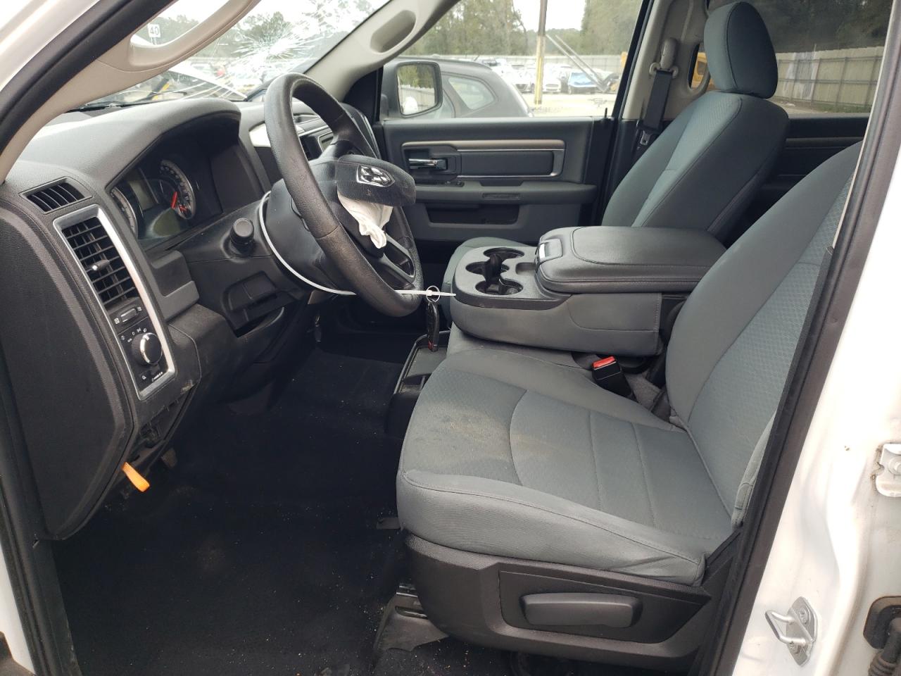 2019 RAM 1500 VIN 1C6RR7TT3KS602689 Copart auction photo, front end damage thumbnail 7
