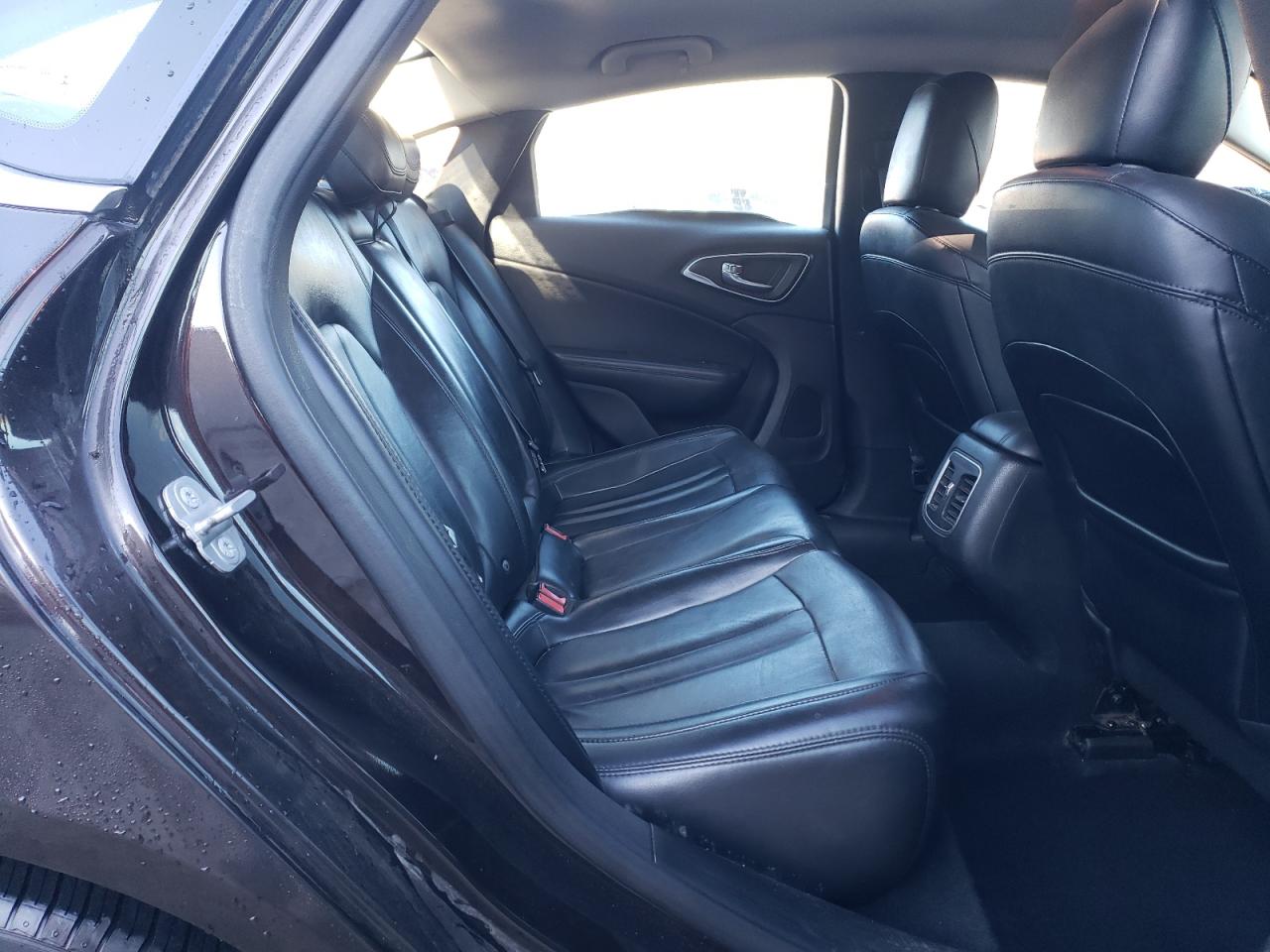 2015 Chrysler 200 VIN 1C3CCCCG6FN524154 Copart auction photo, front end / side damage thumbnail 10