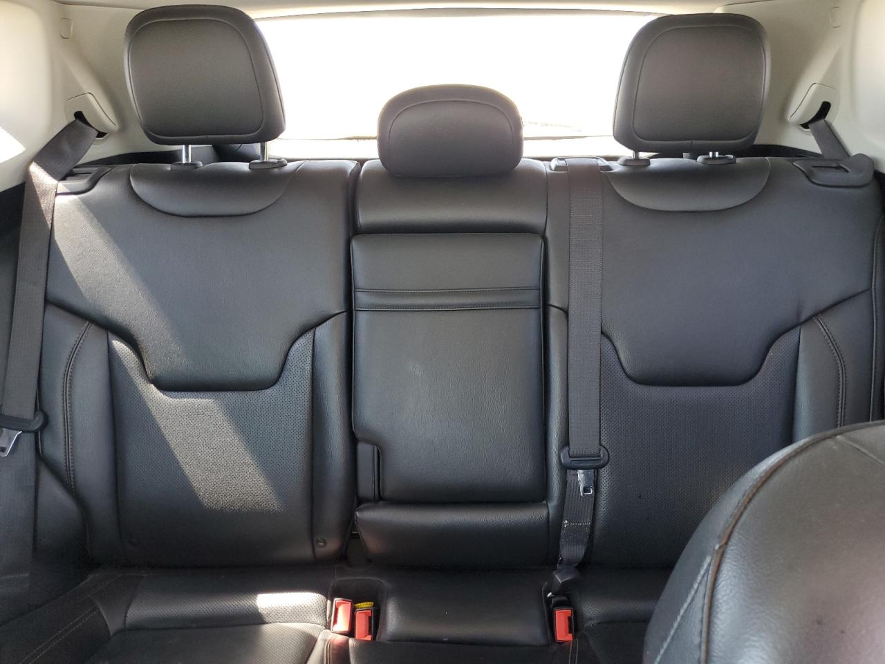 2019 Jeep Compass VIN 3C4NJDCB9KT747397 Copart auction photo, side damage thumbnail 10