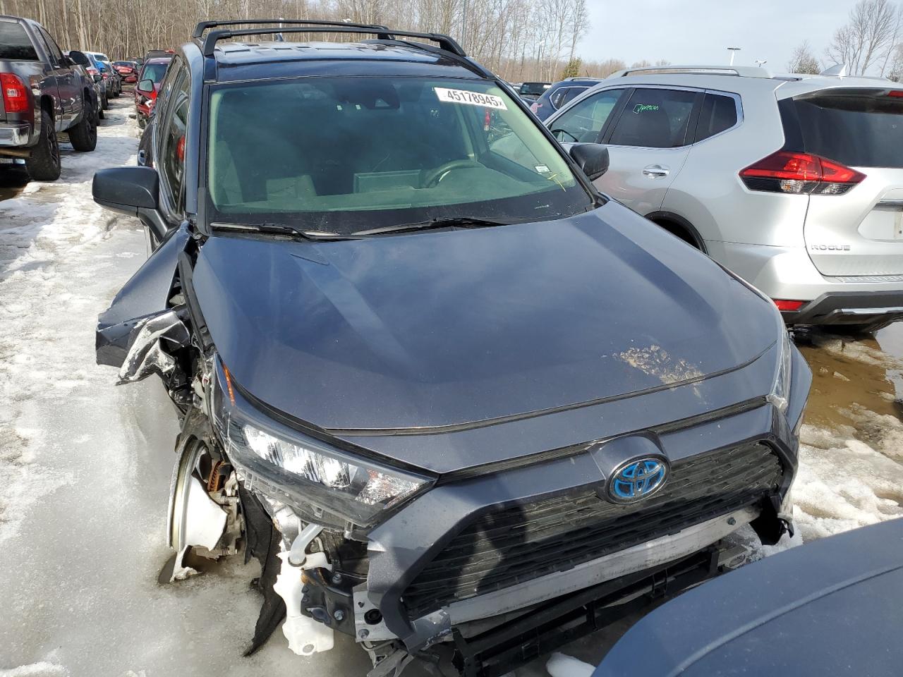 2019 Toyota RAV 4 VIN JTMLWRFV5KD020016 Copart auction photo, front end / minor dent/scratches damage thumbnail 5
