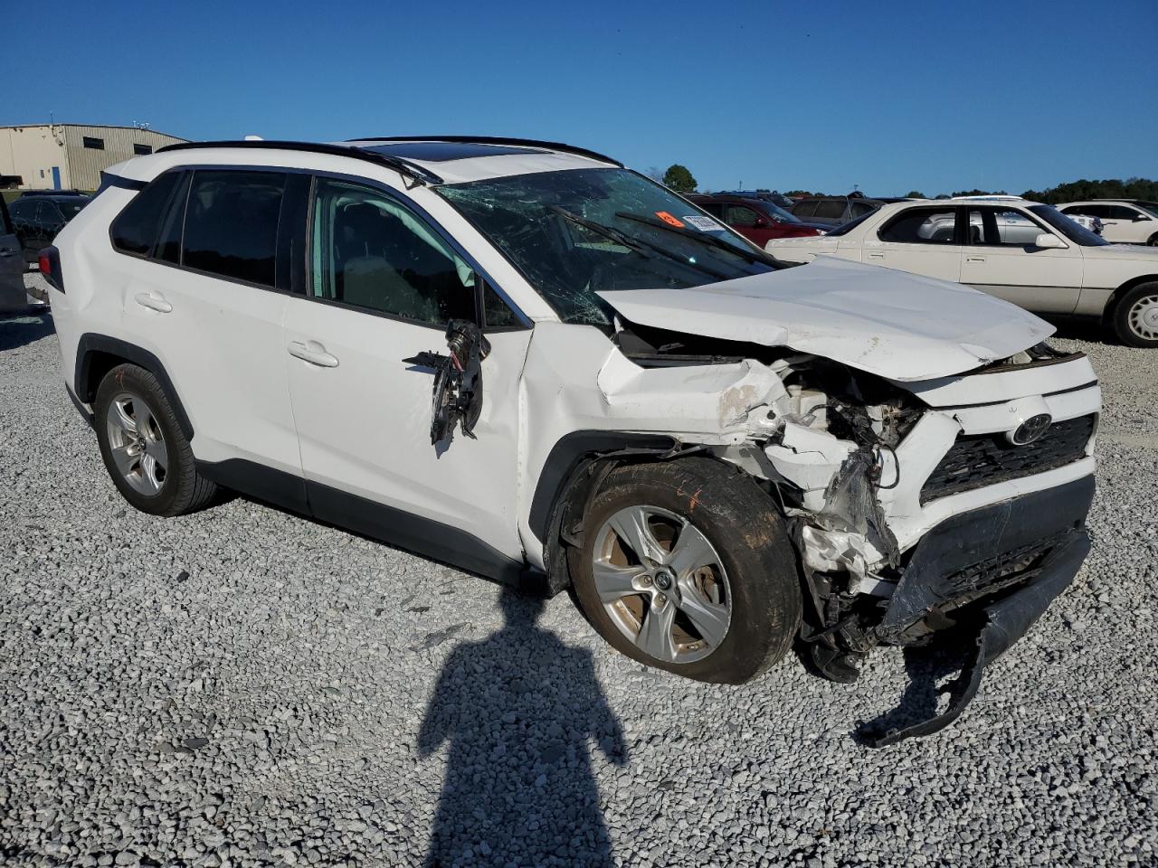 2019 Toyota RAV 4 VIN 2T3W1RFV4KC005412 Copart auction photo, rollover damage thumbnail 4