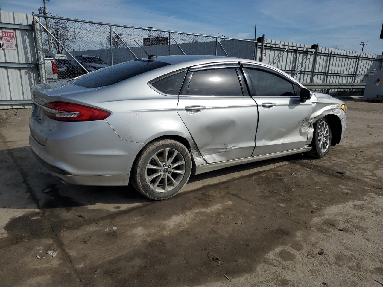 2017 Ford Fusion VIN 3FA6P0H75HR387380 Copart auction photo, front end / side damage thumbnail 3