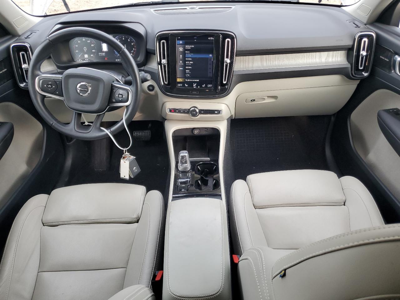 2021 Volvo XC40 VIN YV4162UL8M2435987 Copart auction photo, rear end damage thumbnail 8