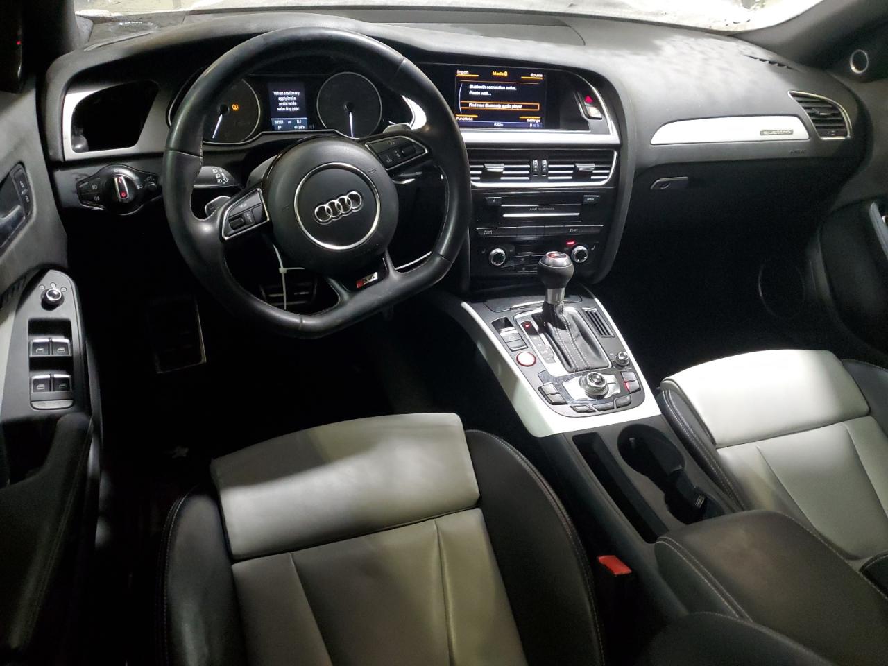 2014 Audi RS4 VIN WAUKGAFL7EA033037 Copart auction photo, front end / side damage thumbnail 8