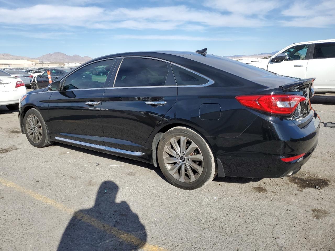2015 Hyundai Sonata VIN 5NPE34AFXFH064257 Copart auction photo, rear end damage thumbnail 2