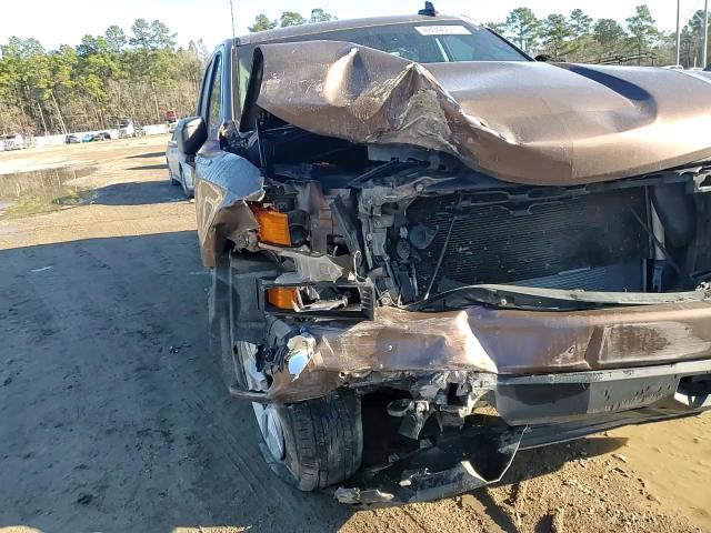 2019 Chevrolet Silverado VIN 3GCPWBEH8KG210996 Copart auction photo, front end / side damage thumbnail 11