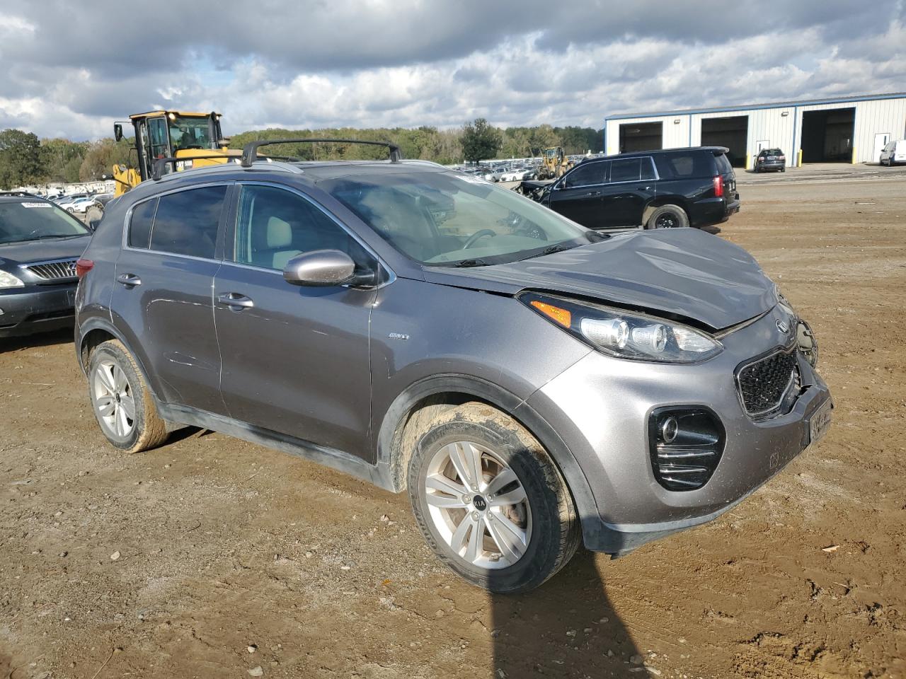 2018 KIA Sportage VIN KNDPMCAC0J7463889 Copart auction photo, front end damage thumbnail 4