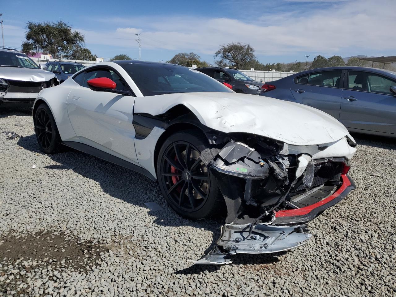 2019 Aston Martin Vantage VIN SCFSMGAW9KGN02588 Copart auction photo, front end damage thumbnail 4