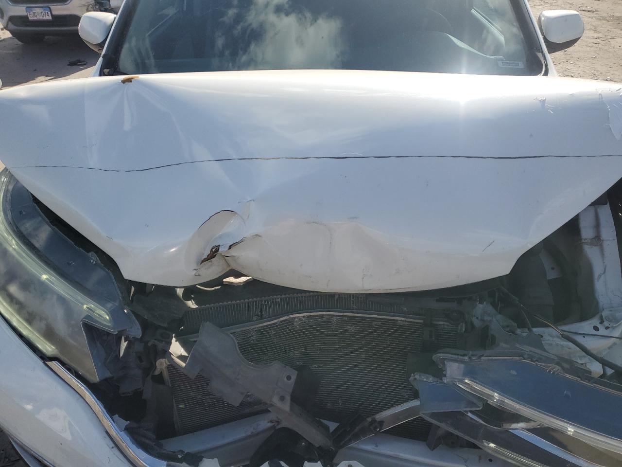 2015 Honda CR-V VIN 5J6RM4H58FL067028 Copart auction photo, front end / minor dent/scratches damage thumbnail 12
