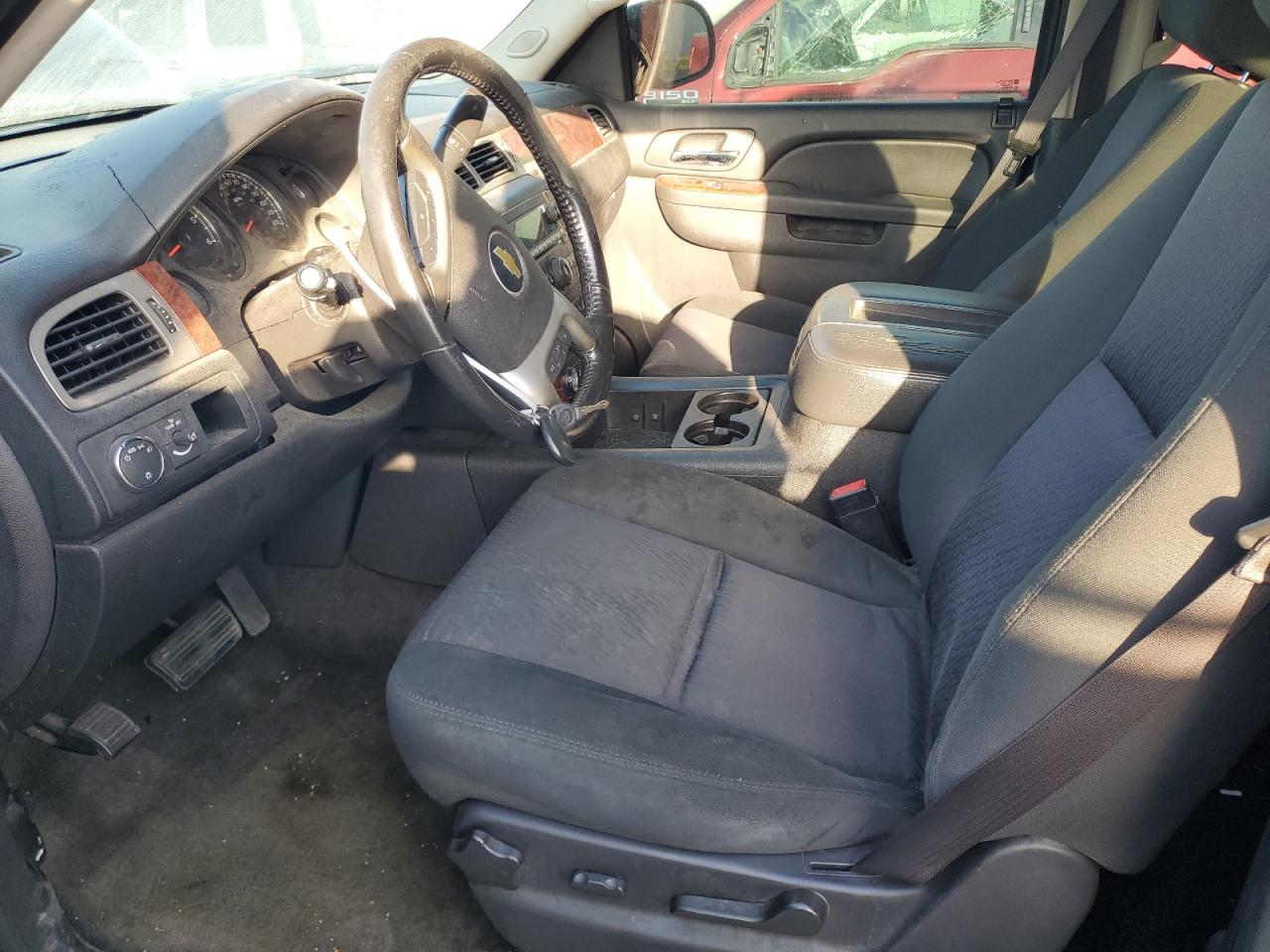 2013 Chevrolet Tahoe VIN 1GNSCAE01DR188048 Copart auction photo, front end damage thumbnail 7