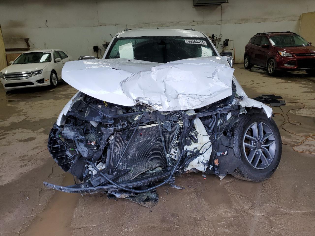 2019 Jeep Grand Cherokee VIN 1C4RJFBG6KC697368 Copart auction photo, front end / side damage thumbnail 5