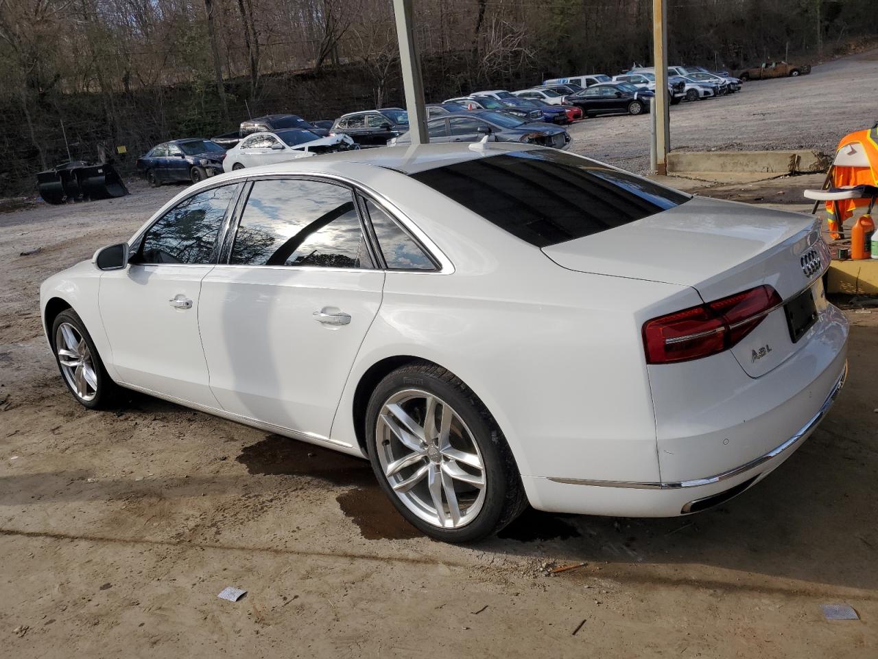 2015 Audi A8 VIN WAU3GAFDXFN028938 Copart auction photo, normal wear damage thumbnail 2