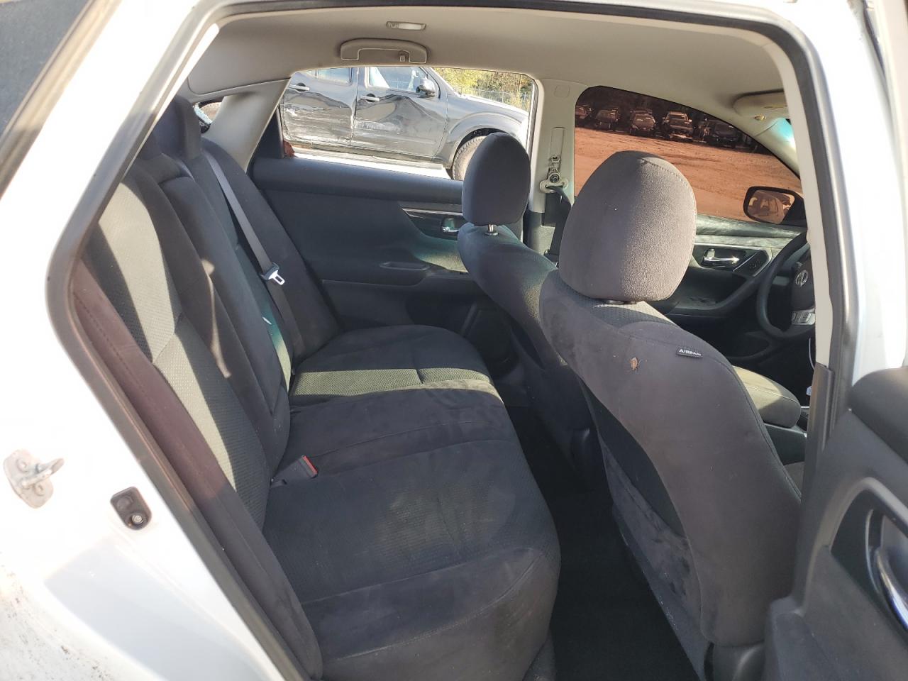 2014 Nissan Altima VIN 1N4AL3AP7EC157755 Copart auction photo, vandalism damage thumbnail 11