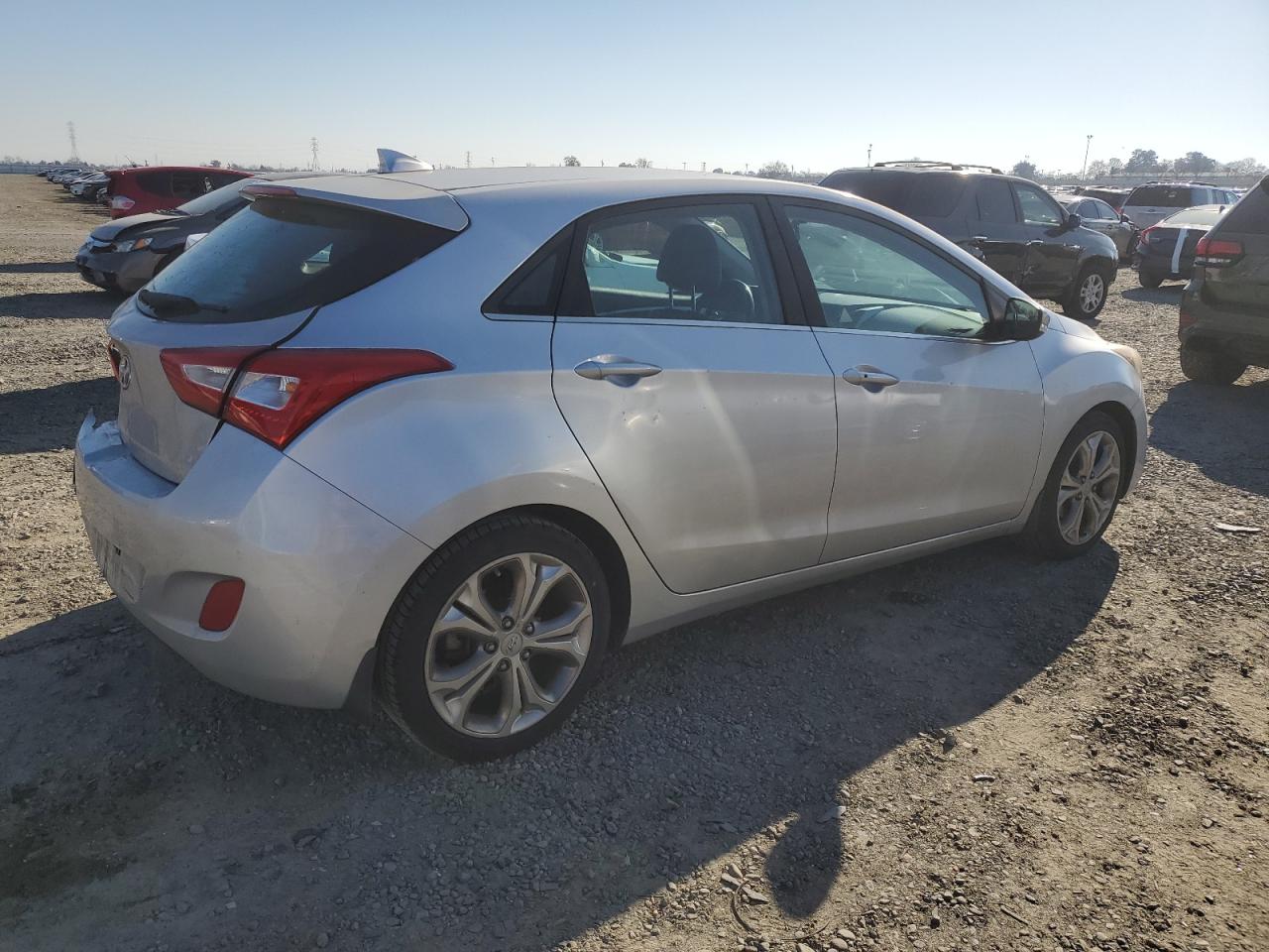 2015 Hyundai Elantra VIN KMHD35LH1FU238735 Copart auction photo, rear end damage thumbnail 3