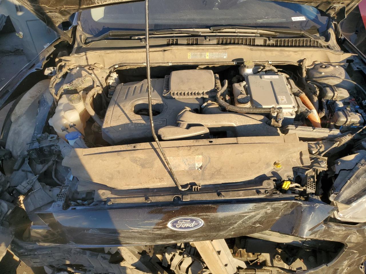 2019 Ford Fusion VIN 3FA6P0LU8KR257663 Copart auction photo, front end damage thumbnail 12
