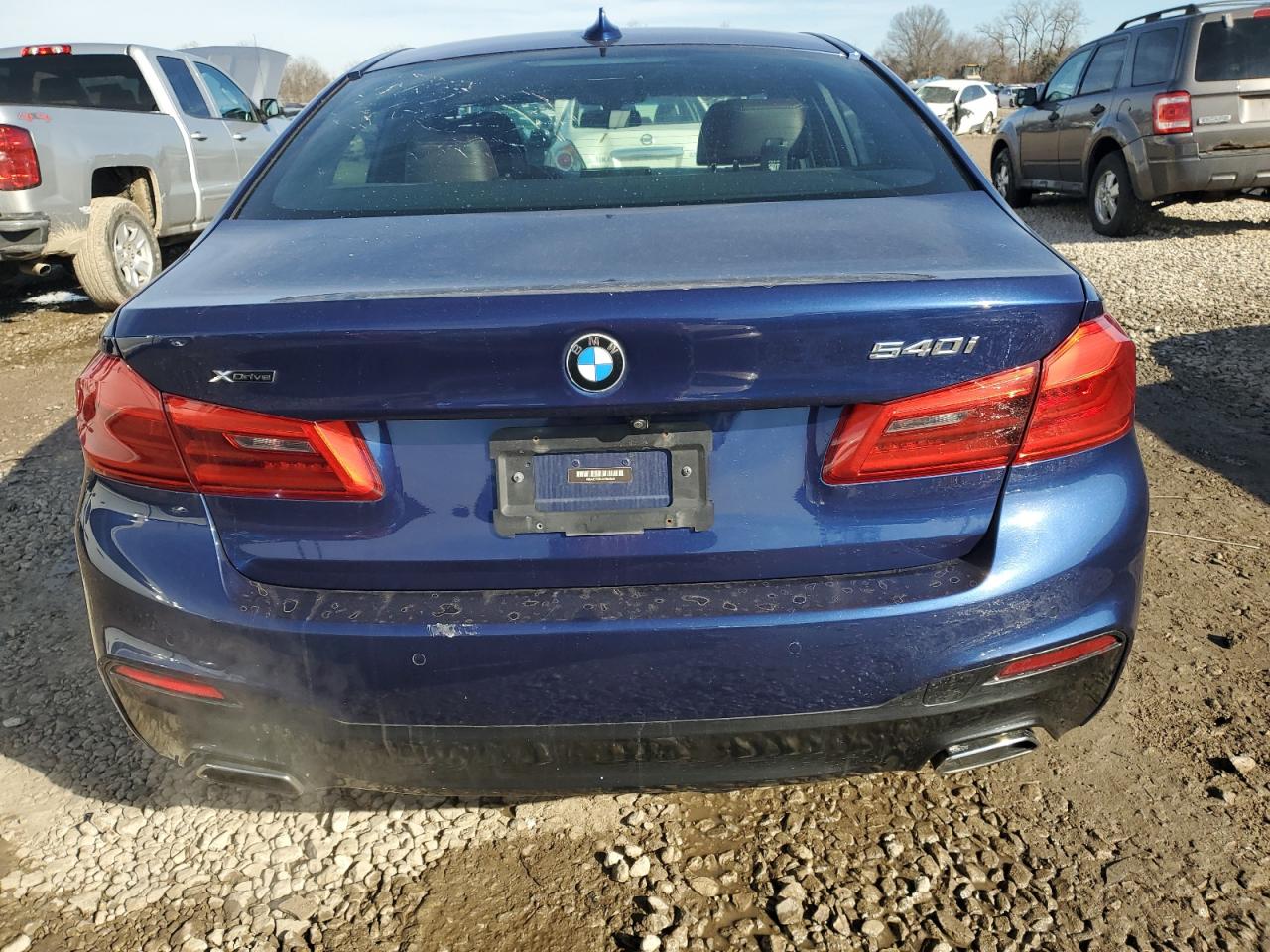 2018 BMW 5er VIN WBAJE7C5XJWD52636 Copart auction photo, side / front end damage thumbnail 6