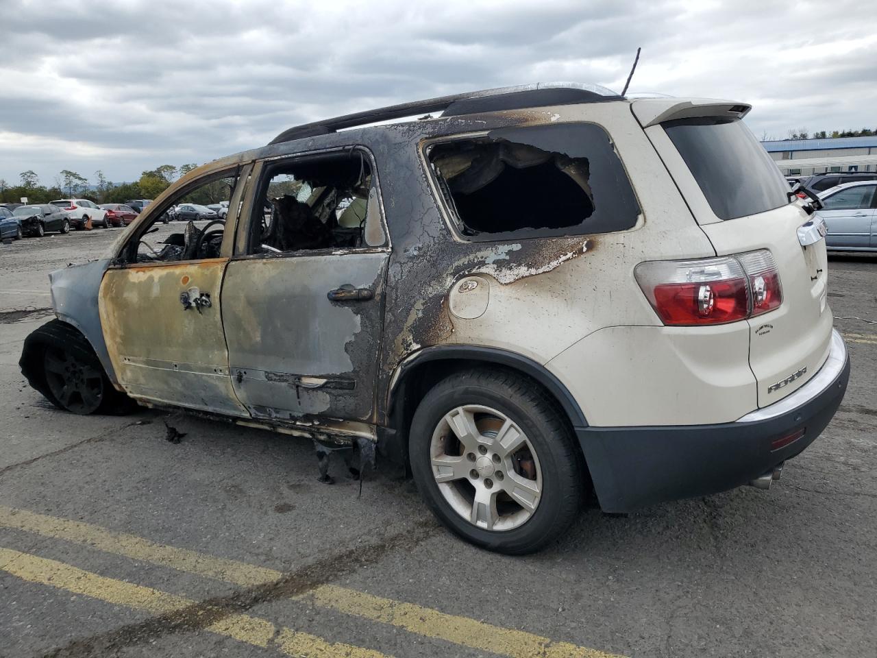 2008 GMC Acadia VIN 1GKEV23778J279372 Copart auction photo, burn damage thumbnail 2