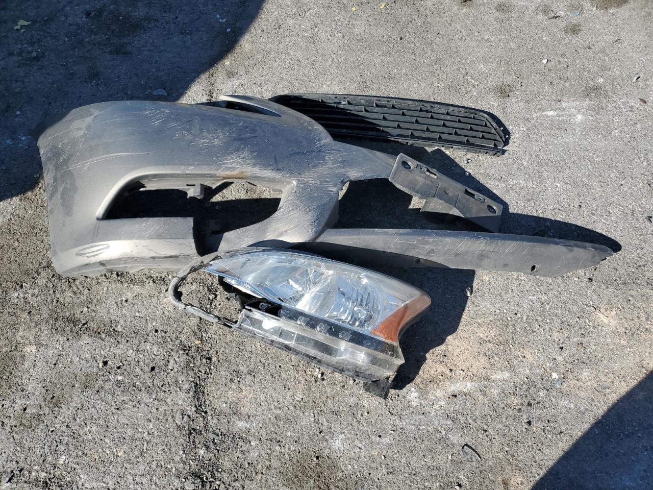 2015 Nissan Sentra VIN 3N1AB7AP2FY234631 Copart auction photo, all over damage thumbnail 14